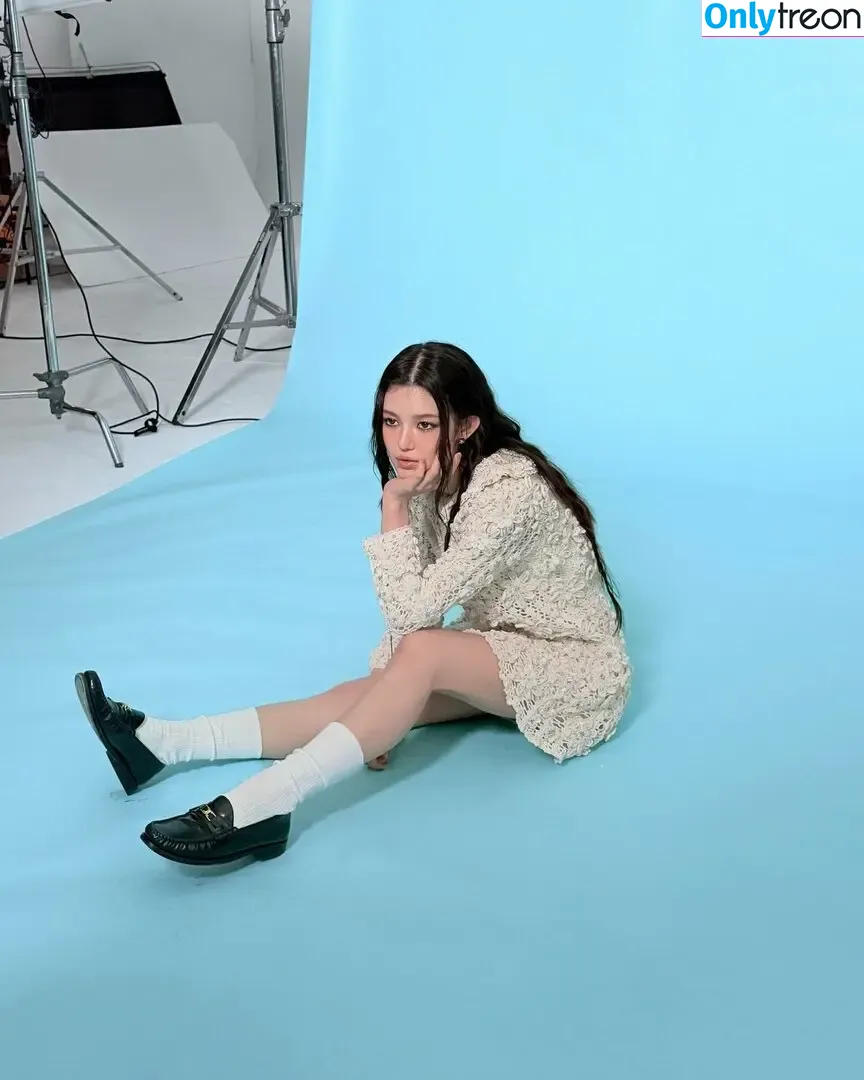 Danielle Marsh nude photo #0054 (DanielleJeans / NewJeans_twt / newjeans_official)