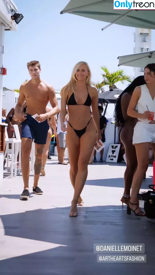 Danielle Moinet nude photo #0270 (DanielleMoinet / Summer Rae)