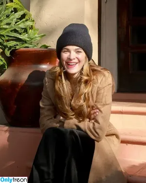 Danielle Panabaker / dpanabaker nude photo #0053