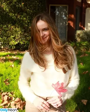 Danielle Panabaker / dpanabaker nude photo #0058