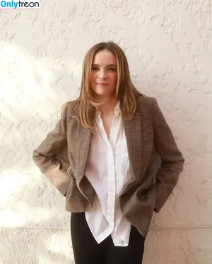 Danielle Panabaker / dpanabaker nude photo #0064