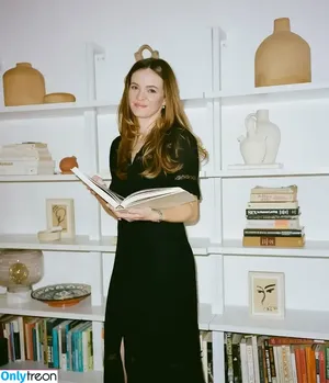 Danielle Panabaker / dpanabaker фото голая #0102