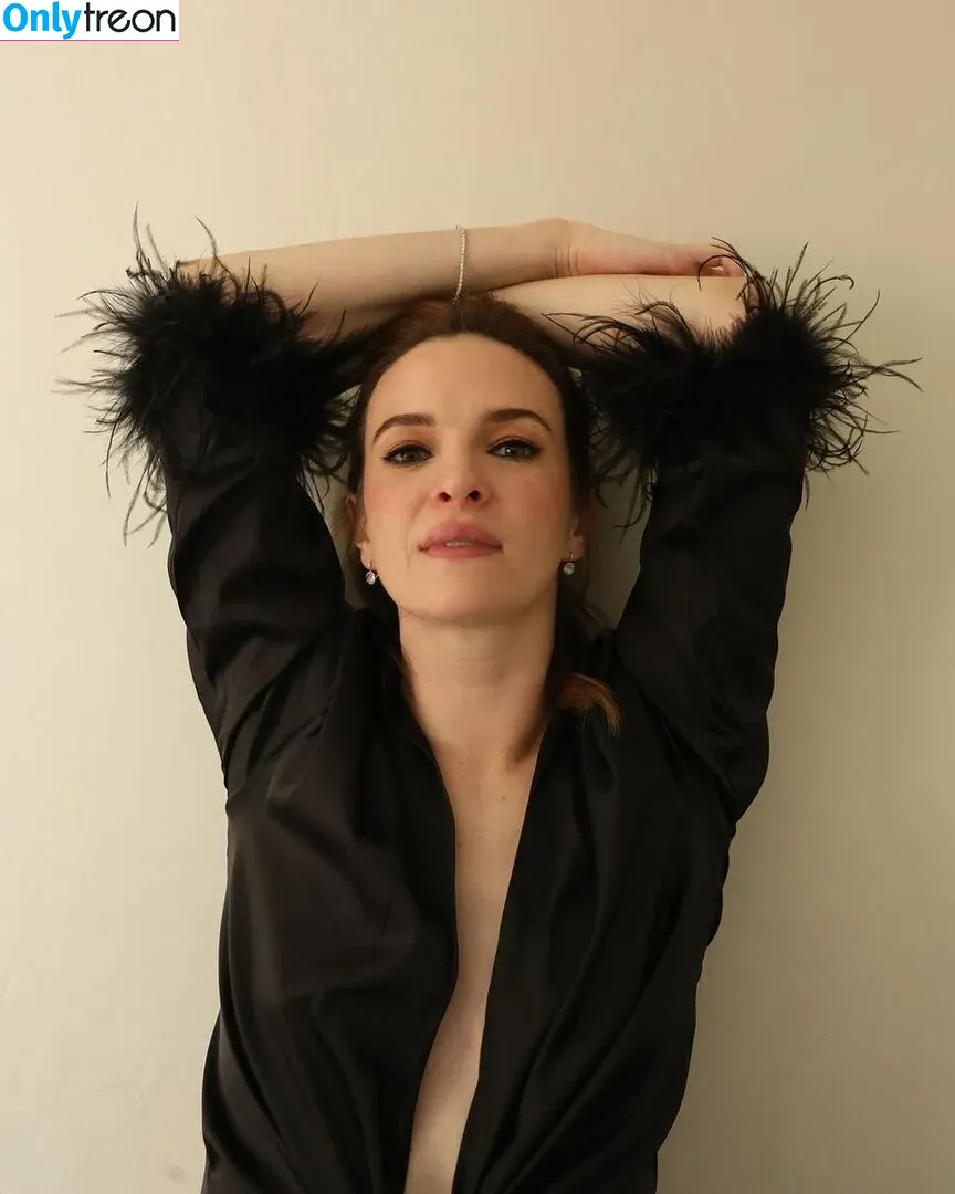 Danielle Panabaker nude photo #0019 (dpanabaker)