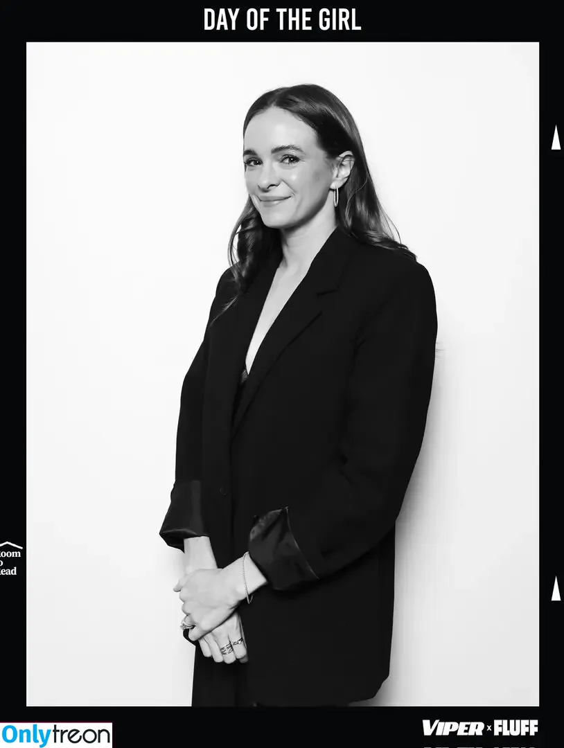 Danielle Panabaker голая photo #0201 (dpanabaker)