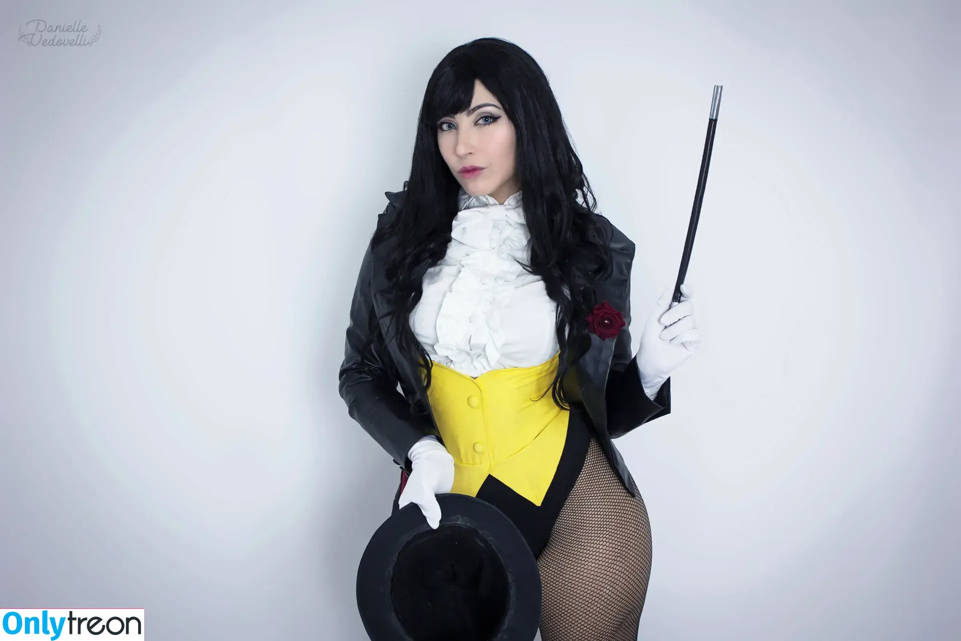 Danielle Vedovelli голая photo #0092 (Danievedo)