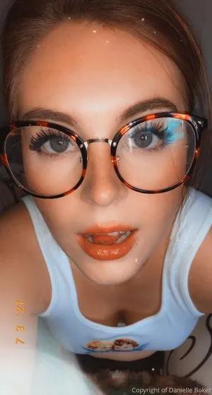 danielleboker / daniellebokerofficial / daniellebokerr nude photo #0034