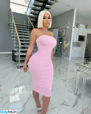 Danii Banks / danii.banks / daniibanks / daniibanks_ фото голая #0014