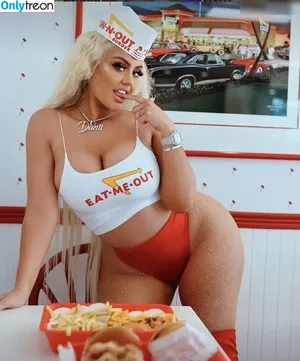 Danii Banks / danii.banks / daniibanks / daniibanks_ фото голая #0205