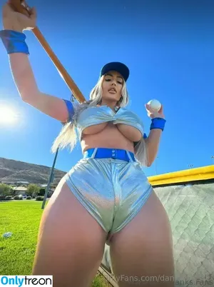 Danii Banks / danii.banks / daniibanks / daniibanks_ фото голая #0309