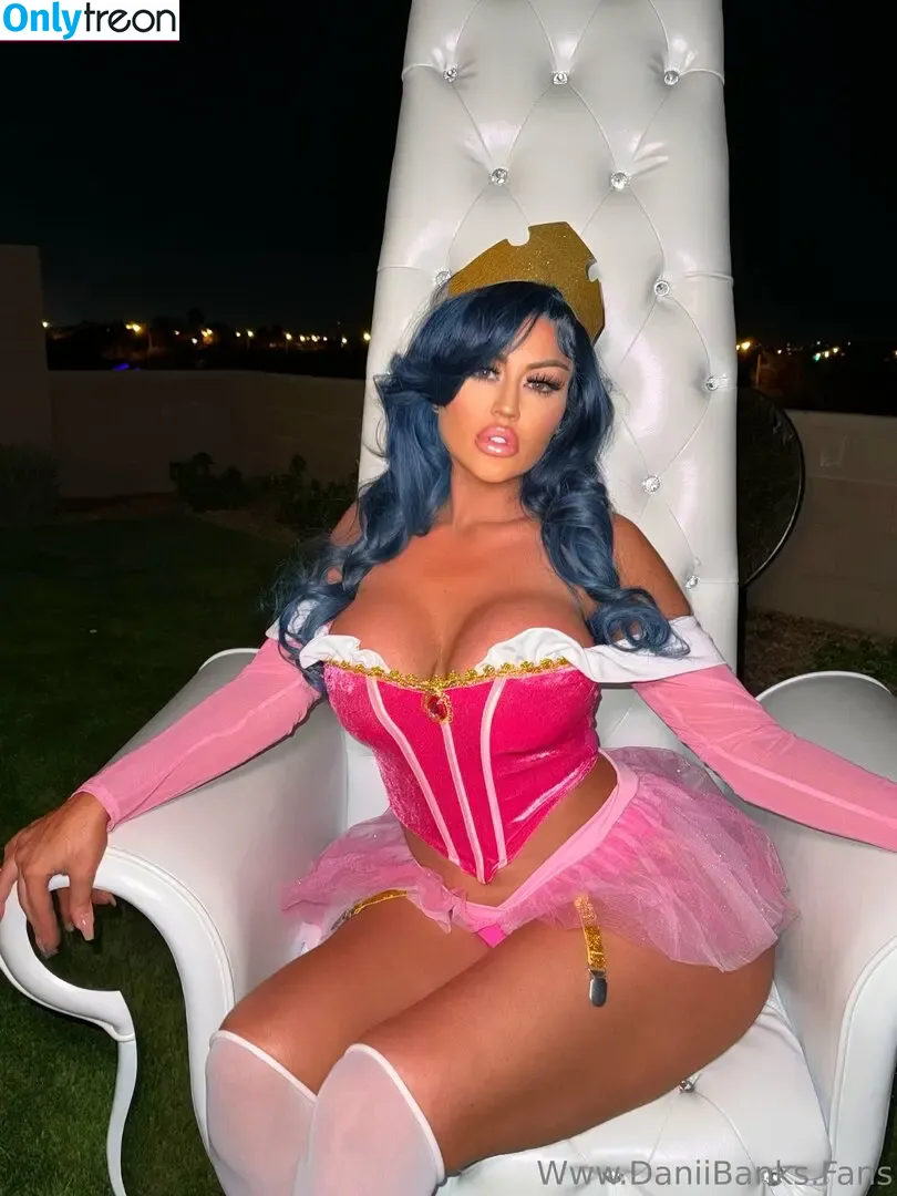 Danii Banks голая photo #0321 (danii.banks / daniibanks / daniibanks_)