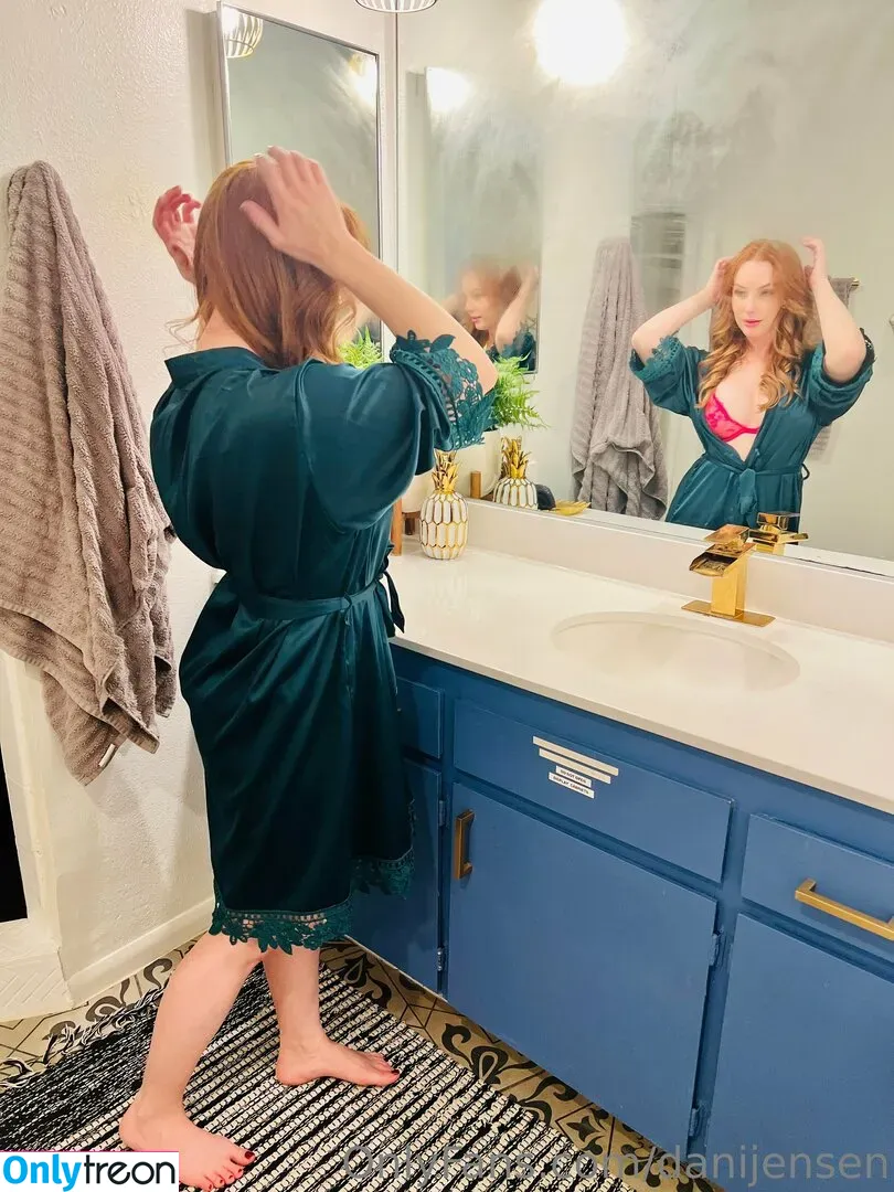danijensen nude photo #0105 (realdanijensen)