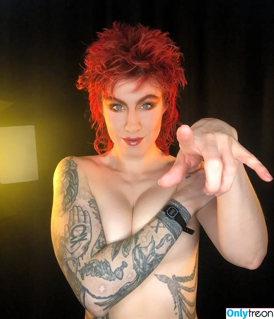 DanikaXIX nude photo #0038 (CBG19 / Comic Book Girl 19)