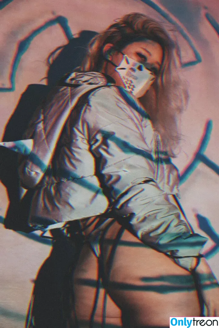 Danisaurz голая photo #0074 (Danisaurz)