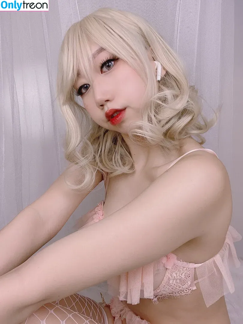 Danisaurz голая photo #0084 (Danisaurz)
