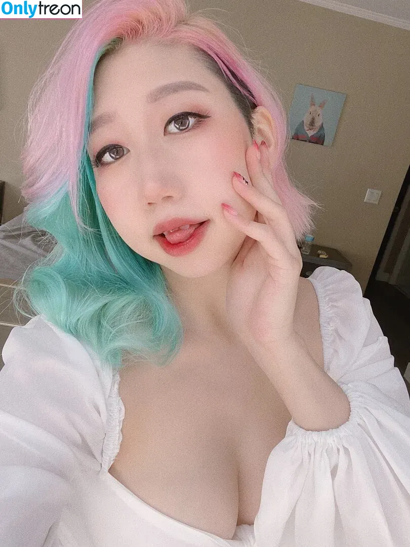 Danisaurz голая photo #0087 (Danisaurz)