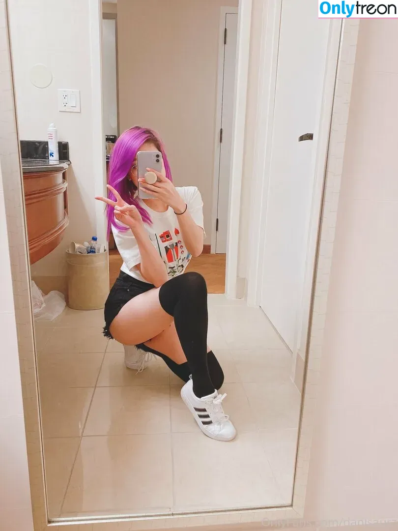 Danisaurz голая photo #0169 (Danisaurz)