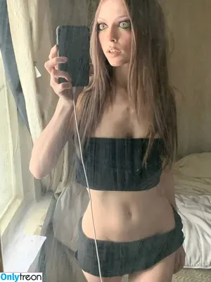 DankaTheTraveller / ftshsm nude photo #0016