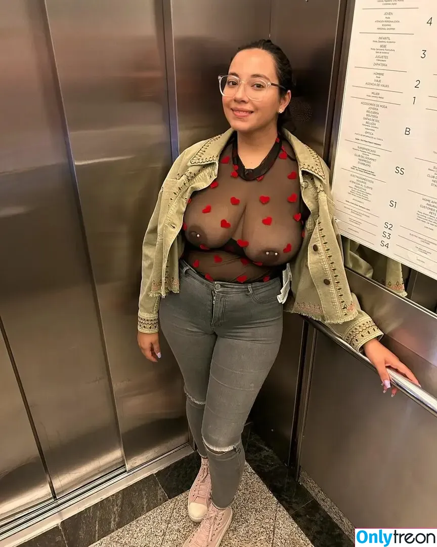 Danniax69 nude photo #0022 (Danniax69)
