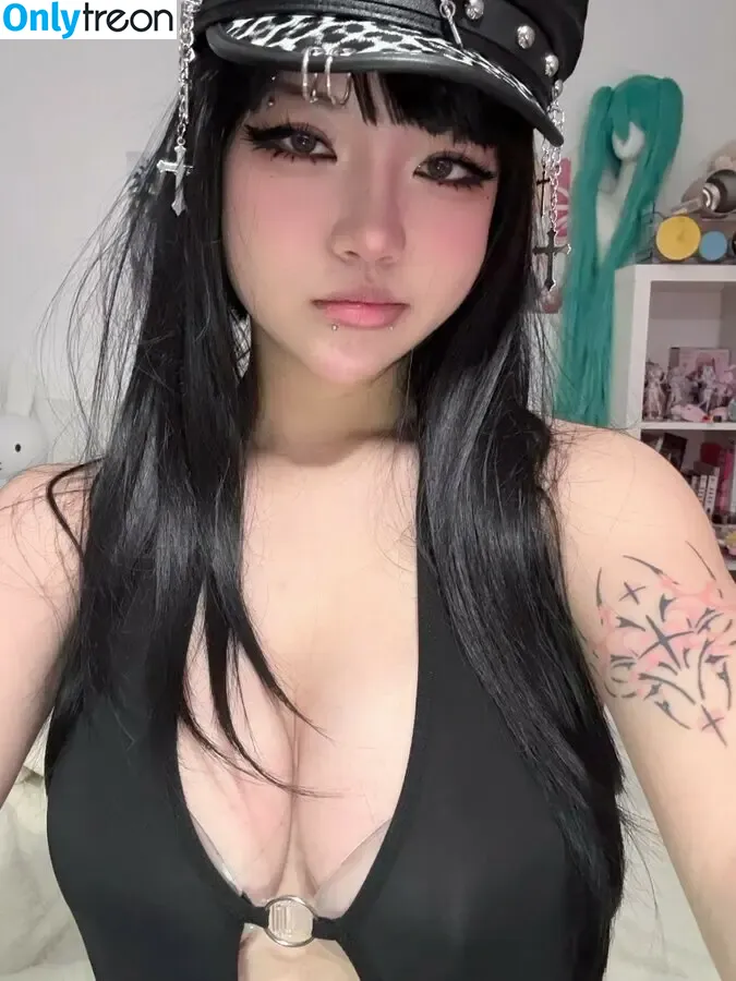 Daph ASMR nude photo #0303 (daphnii)