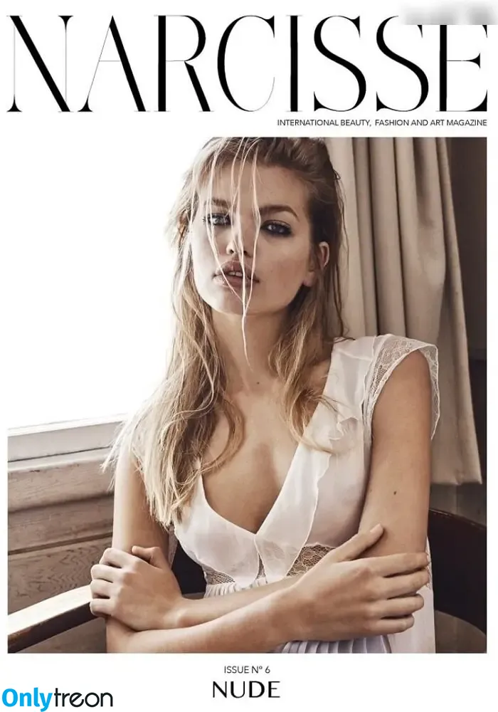 Daphne Groeneveld nude photo #0041 (daphnegroeneveld)