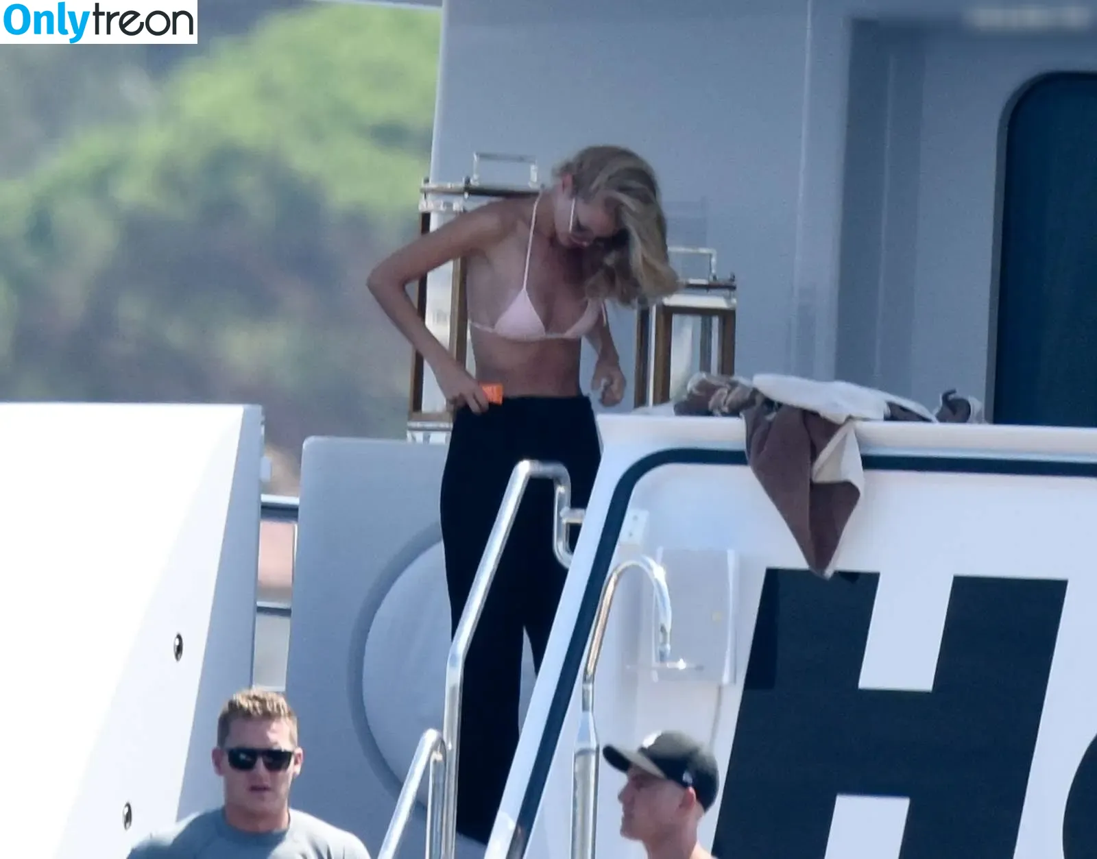 Daphne Groeneveld голая photo #0261 (daphnegroeneveld)