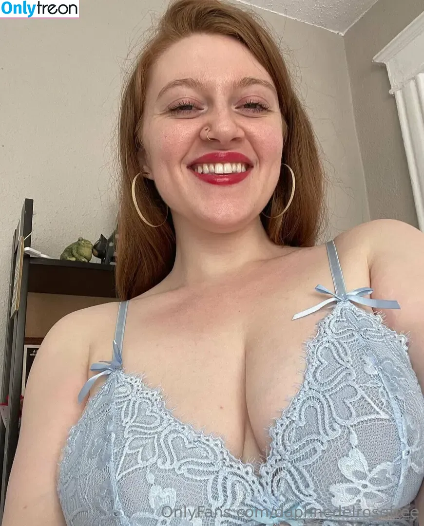 daphnedelrosefree nude photo #0042 (daphnedelrose)