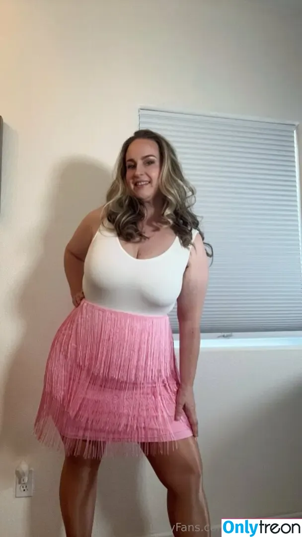 daphnewest nude photo #0009 (daphnewest)
