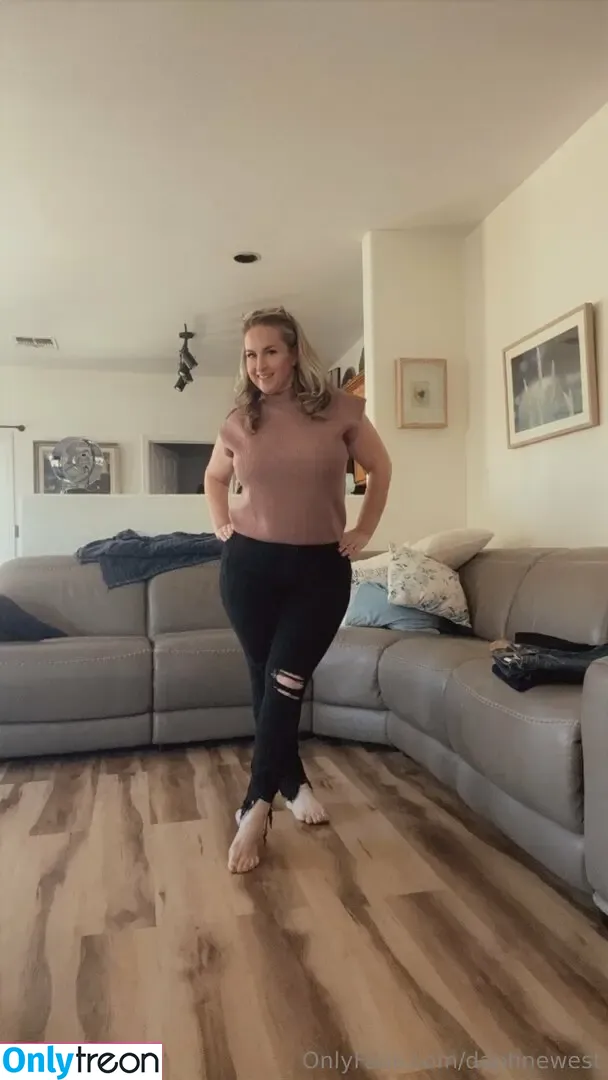 daphnewest nude photo #0117 (daphnewest)