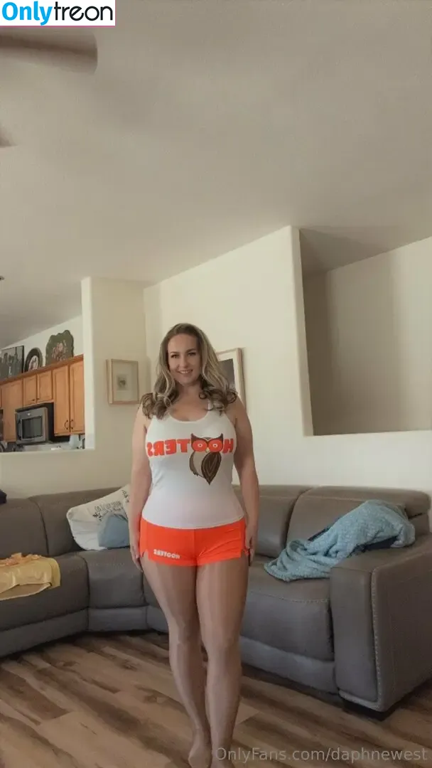 daphnewest nude photo #0120 (daphnewest)
