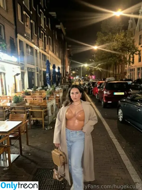 Darci Ormiston nude photo #0134 (darciroseormiston / darcixormiston / hugekcups)