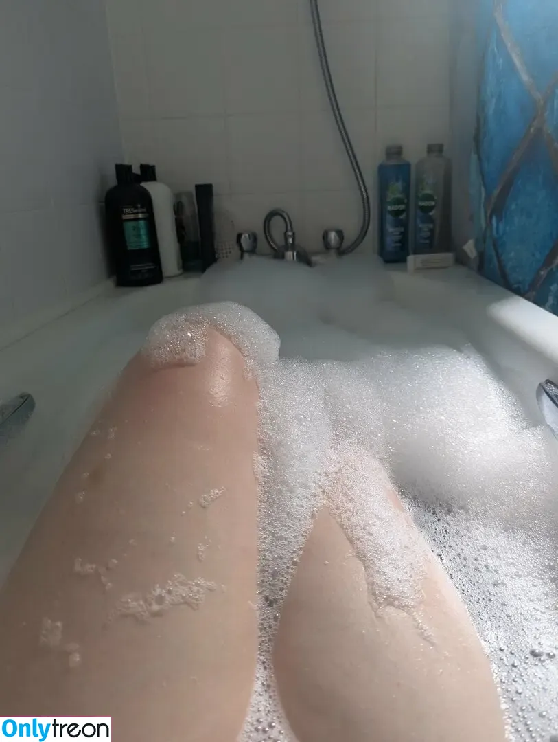 darcyjames nude photo #0259 (darcy.james)