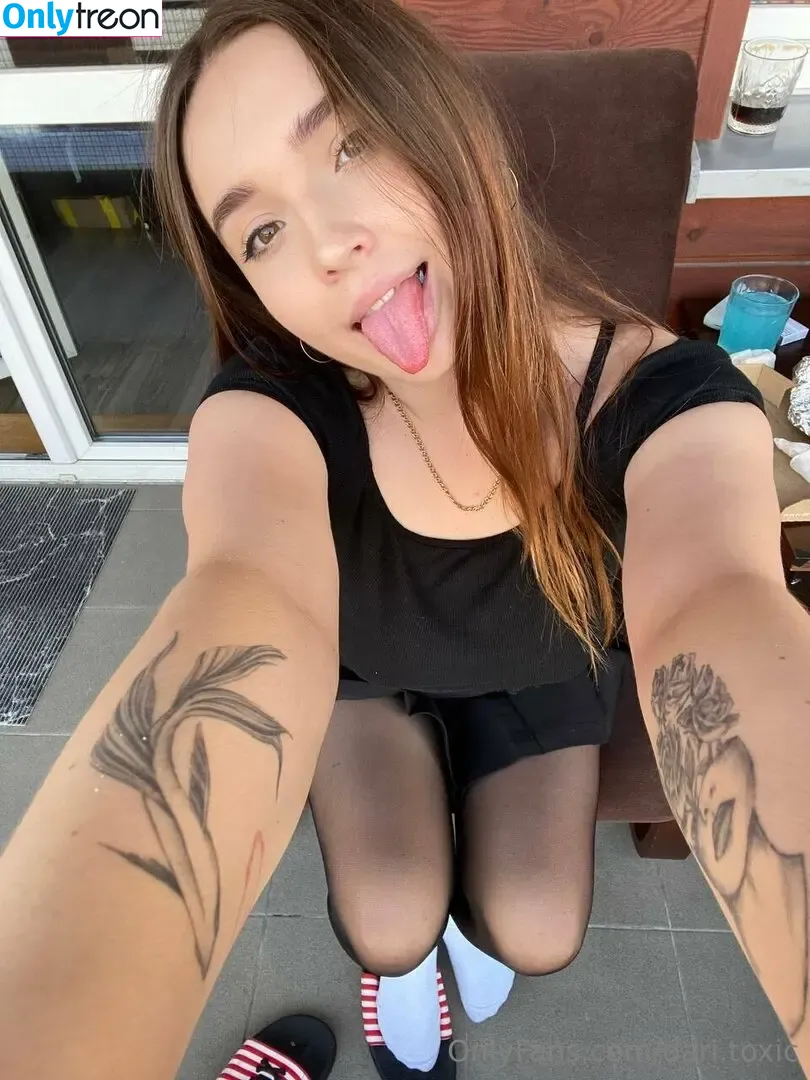dari.toxic nude photo #0005 (rahman_mann142)