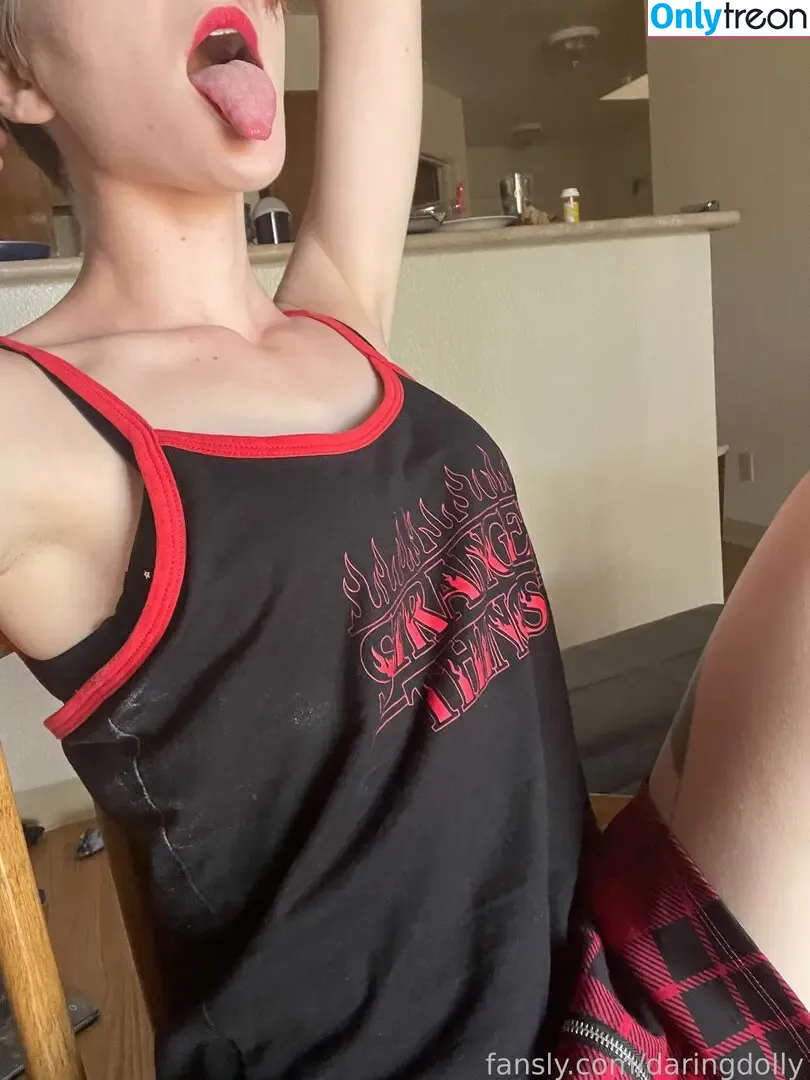 daringdolly голая photo #0008 (daintydolly2002 / dollyred2002)