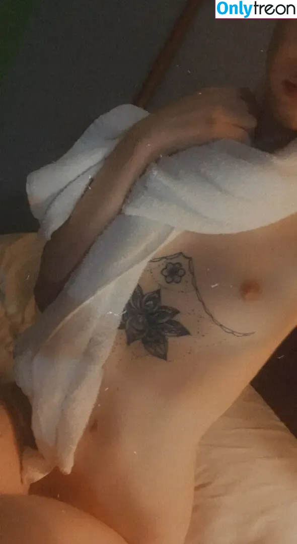 daringdolly nude photo #0113 (daintydolly2002 / dollyred2002)