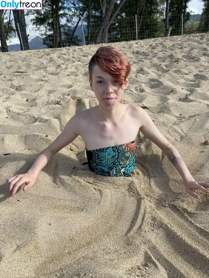 daringdolly nude photo #0127 (daintydolly2002 / dollyred2002)