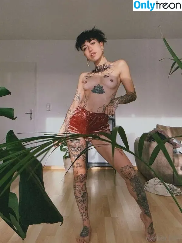 darker.half nude photo #0061 (darkerhalfofficial)