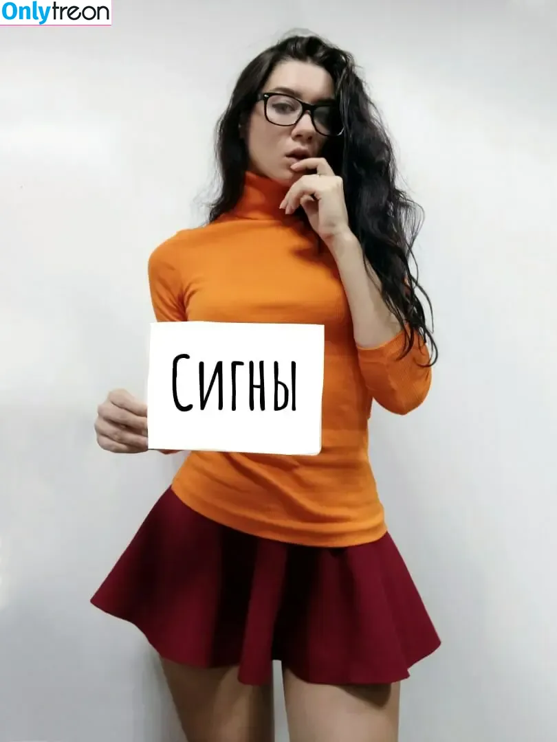 Darkmoon голая photo #0007 (Darkmoon_hecate / Darkmoonhecate / Full_darkmoon / hecate_dark_moon)