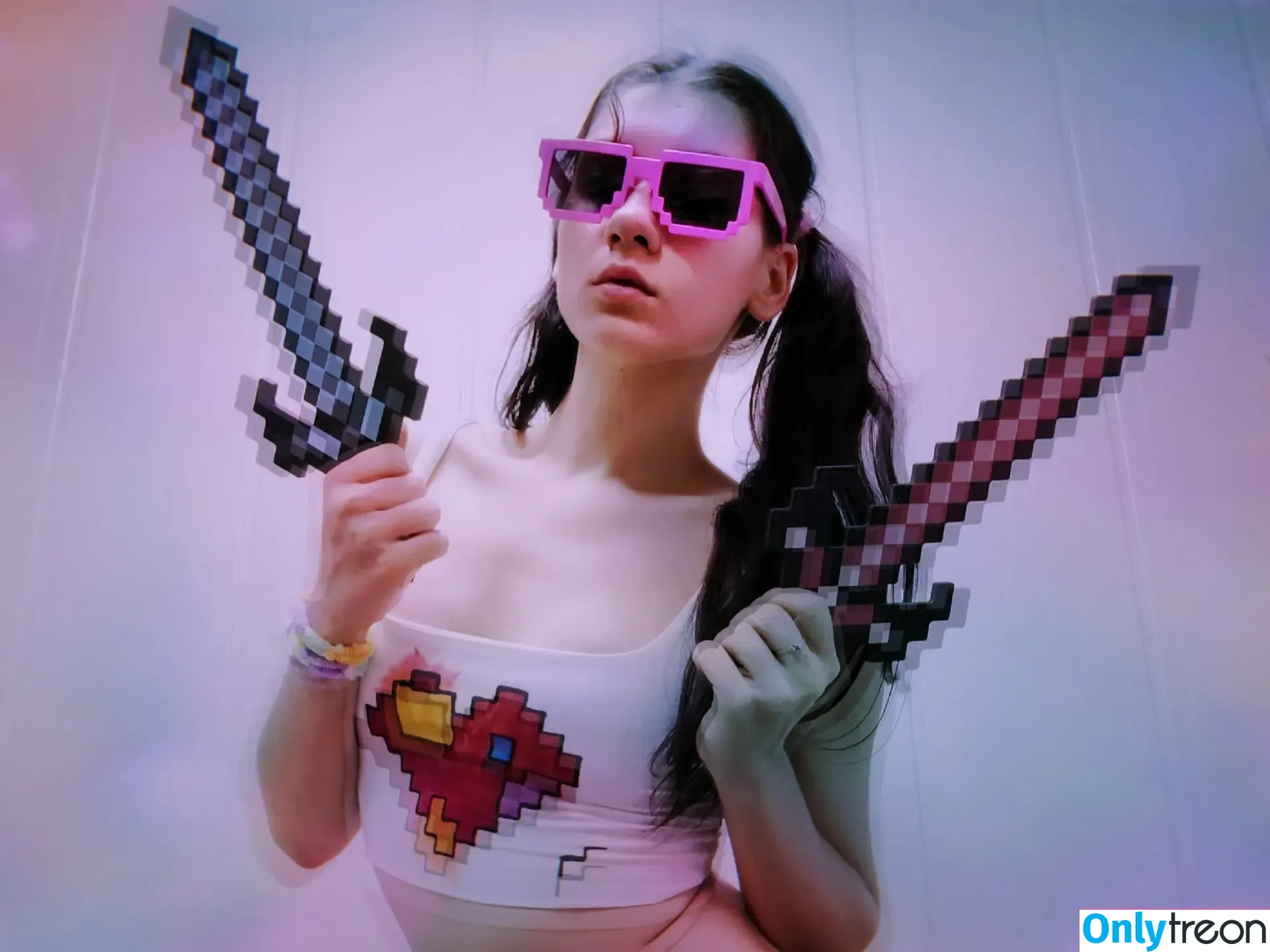 Darkmoon голая photo #0012 (Darkmoon_hecate / Darkmoonhecate / Full_darkmoon / hecate_dark_moon)