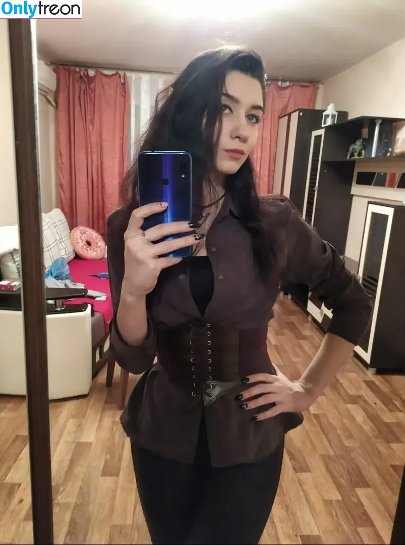 Darkmoon голая photo #0044 (Darkmoon_hecate / Darkmoonhecate / Full_darkmoon / hecate_dark_moon)