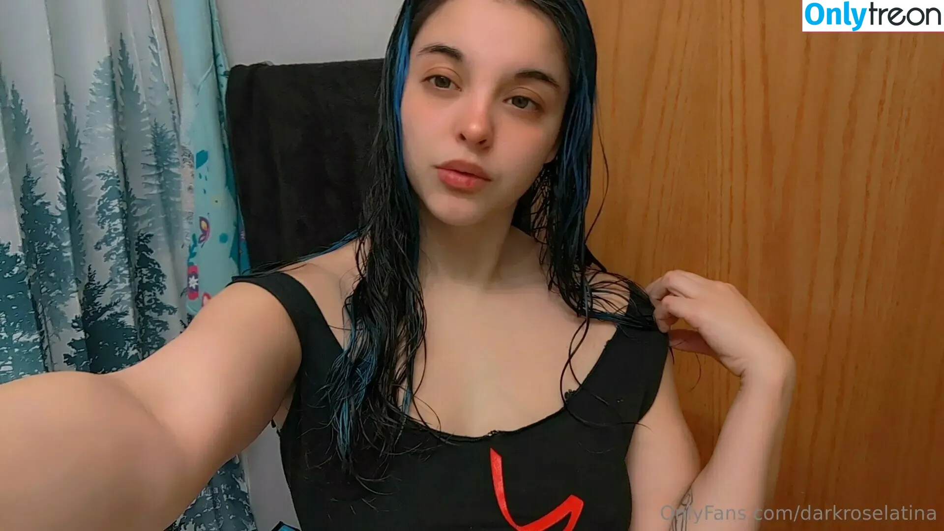 darkroselatina nude photo #0046 (darkrose_beauty)