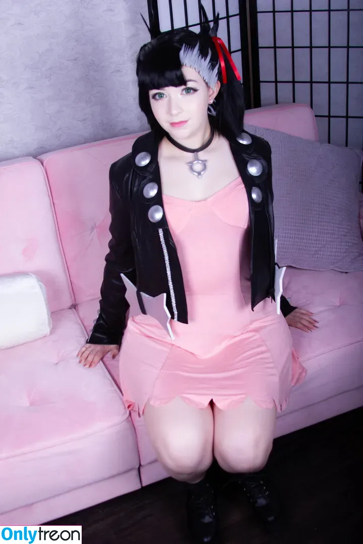 Darling Ducky Cos голая photo #0001 (Quackiess / darlingducky / darlingduckycos)