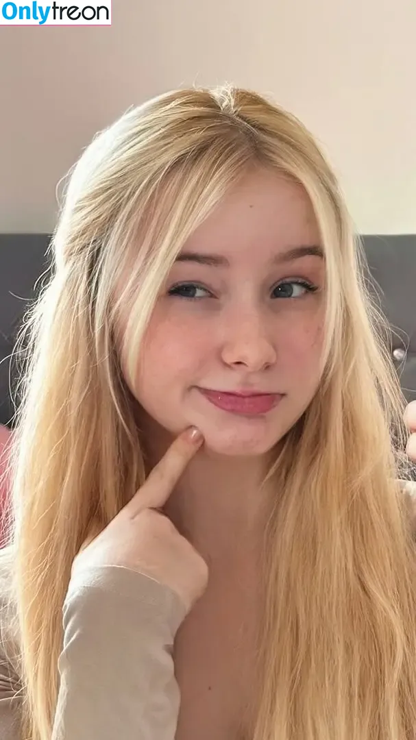 Dasha Gartman / BuleBarbie nude photo #0058 (Dasha Gartman / bulebarbie_official)
