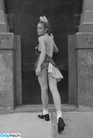 Dasha Nekrasova / dash_cam nude photo #0242
