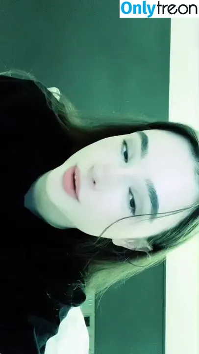 Dasha Tarab nude photo #0004 (taaarannn)