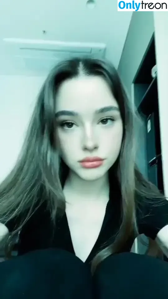 Dasha Tarab nude photo #0024 (taaarannn)