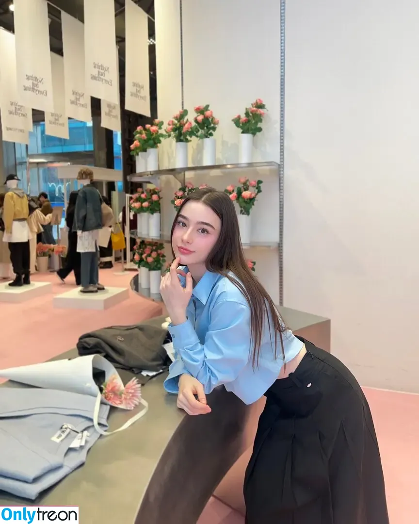 Dasha Taran nude photo #0006 (taaarannn / tarankaaa)