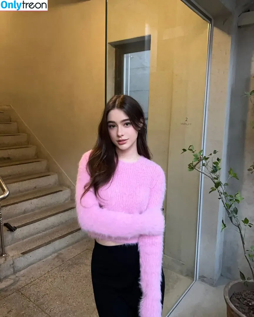Dasha Taran nude photo #0011 (taaarannn / tarankaaa)