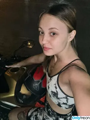 dashenka18 / dasha_dasha_18_ фото голая #0070