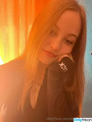 dashenka18 / dasha_dasha_18_ фото голая #0072