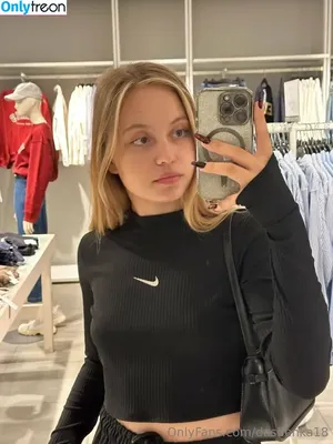 dashenka18 / dasha_dasha_18_ фото голая #0081